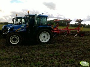 New Holland T5040 i Pottinger serwo 25