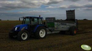 New Holland T5040 & Joskin Siroko 