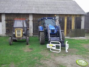 New Holland T5040 + Stoll  Fz 30