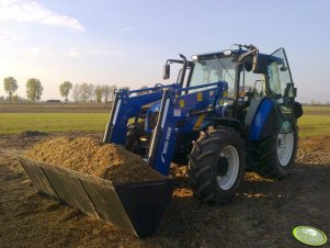 New Holland T5040 z turem Metal-Fach