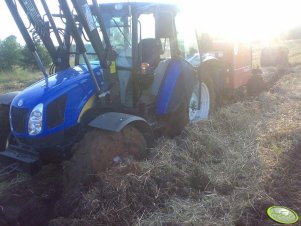 New Holland T5040