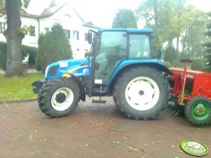 New Holland T5050 + Polonez