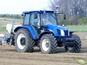 New Holland T5050