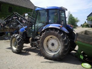 New Holland T5050