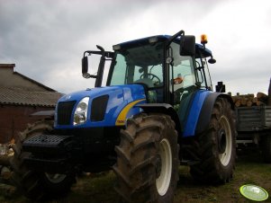 New Holland T5050