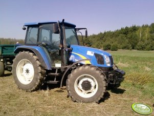 New Holland T5050