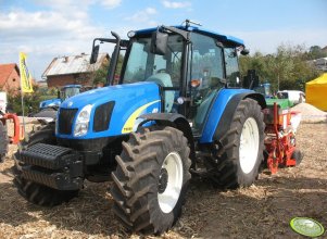 New Holland T5050