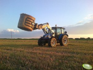 New Holland T5060 + Quicke