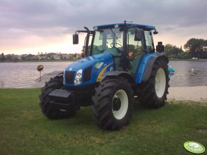 New Holland T5060