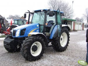 New Holland T5060