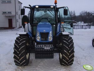 New Holland T5060