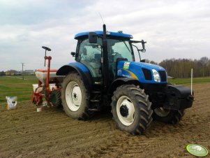 New Holland T6010 + Kverneland Accord Optima