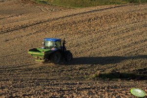 New Holland T6010