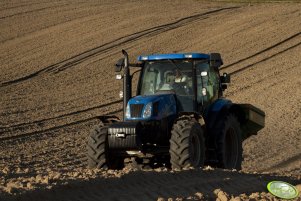 New Holland T6010