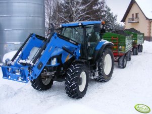 New Holland T6020 + 2 x Pronar 6t