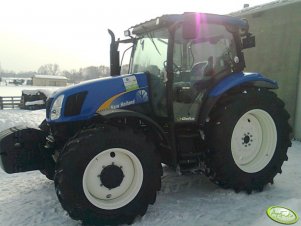 New Holland T6020 Delta