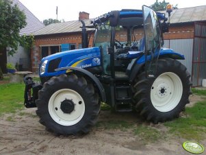 New Holland T6020 Delta