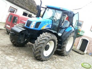 New Holland T6020