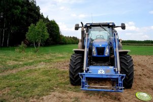 New Holland T6030 Delta