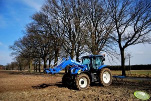 New Holland T6030 Delta 