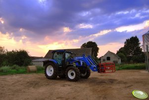 New Holland T6030 Delta 