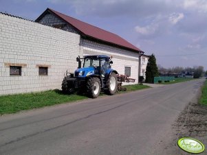 New Holland T6030 Delta