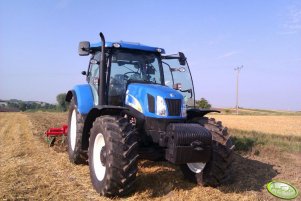 New Holland T6030 Elite