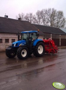 New Holland T6030 RC & Unia Famarol