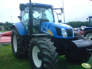 New Holland T6030