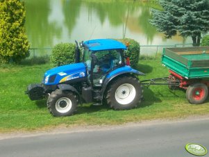 New Holland T6030