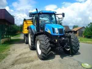 New Holland T6050 Plus & Wielton 12