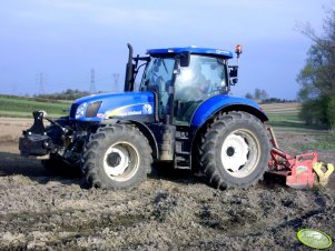 New Holland T6050 RC