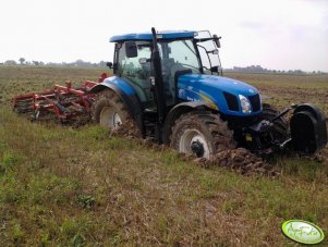 New Holland T6050