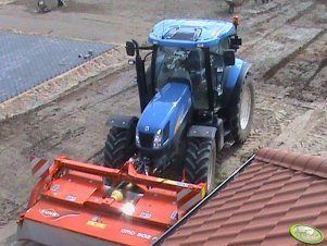 New Holland T6070 + Kosiarka czołowa KUHN