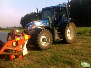 New Holland T6070 + Kuhn