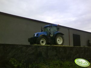 New Holland T6070 Plus