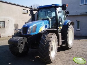 New Holland T6070 Plus