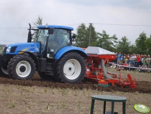 New Holland T6070 z Kvernelandem