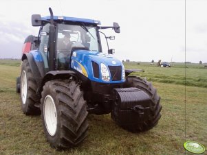 New Holland T6070