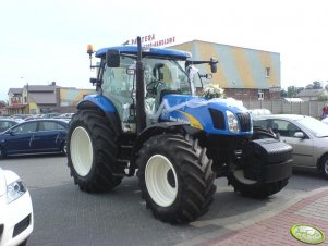 New Holland T6070