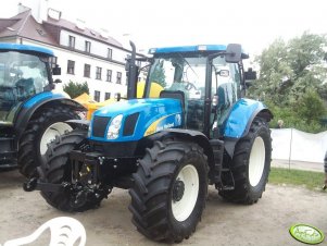 New Holland T6070