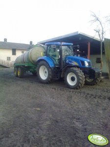 New Holland T6070 