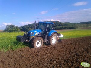 New Holland T6070PC + Kuhn