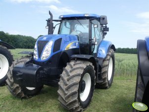 New Holland T6090