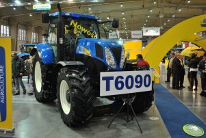 New Holland T6090