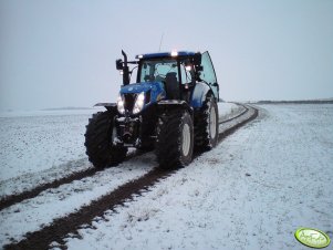New Holland T7030 AC