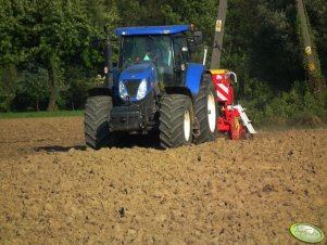 New Holland T7030 i Pottinger Lion& Vitasem