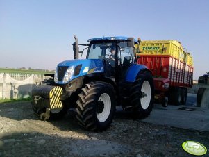 New Holland T7030 i Pottinger TORRO