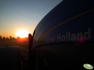 New Holland T7030