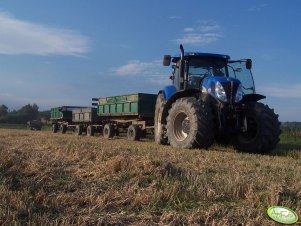 New Holland T7030